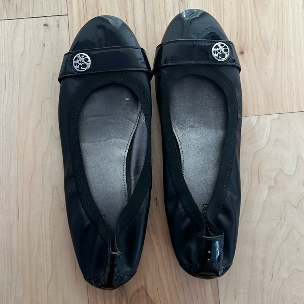 Black Coach Flats worn once size 7.5